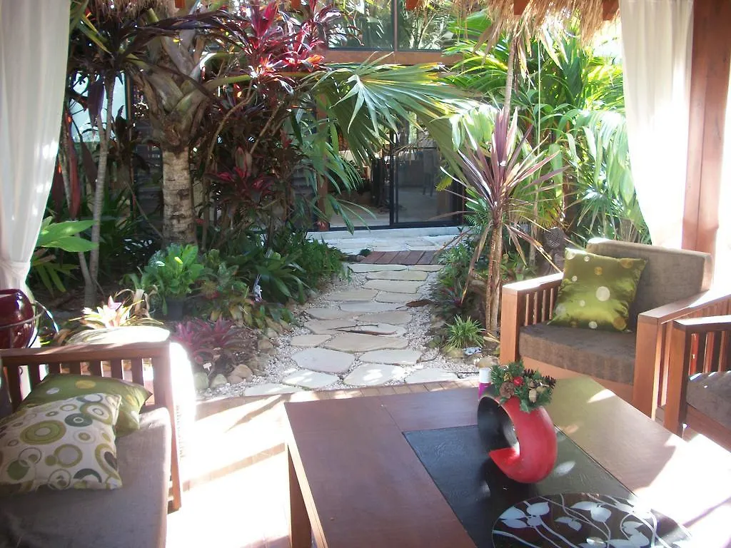 Forest Lodge: Bali-Style Retreat Agnes Water